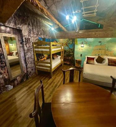 Centre Historique Apartment | Studio repaire des pirates du Cloitre