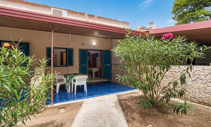 Scialara Apartment | Studio 'Sabbia D'oro' with Shared Pool and Wi-Fi