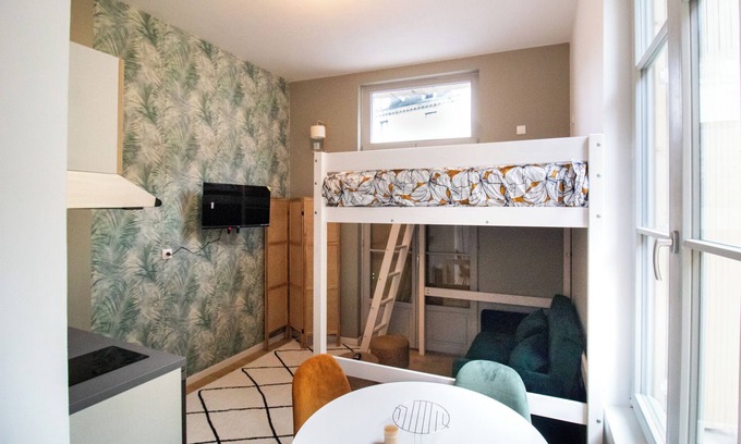 Chatellerault Apartment | Studio Saint Jacques, Châtellerault