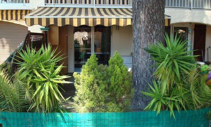 Saint-Cyr-sur-Mer Apartment | Studio Seaside - Saint Cyr sur Mer (Les Lecques)