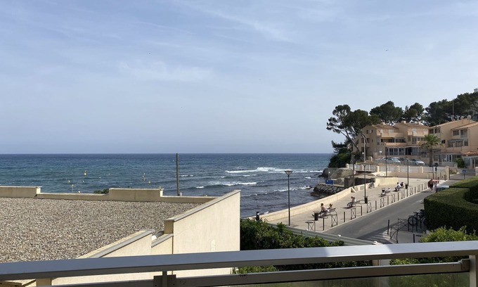 Les Sablettes Apartment | Studio Situé sur la Plage Avec une Très Belle vue mer