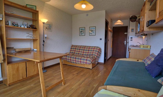 Notre-Dame-de-Bellecombe Apartment | Studio skis aux pieds avec piscine chauffée et tennis - FR-1-505-50