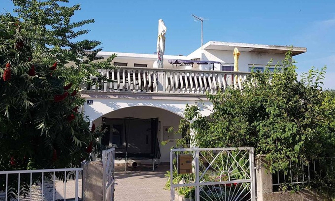 Pirovac Apartment | Studio with air conditioning and Internet