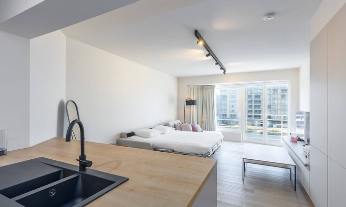 Middelkerke Apartment | Studio with sea and casino views.