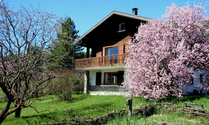 Barcelonnette Apartment | STUDIO with wooden terrace in chalet