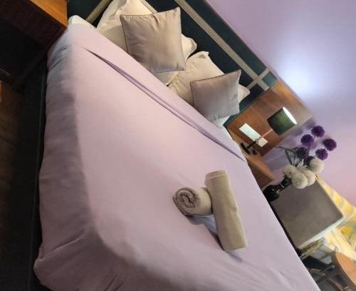Gurugram Hotel | Studioz2let
