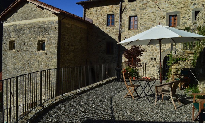 San Rocco in Turrite House | Stunning 13th century monastery. Sleeps 16 +. Great venue for events.