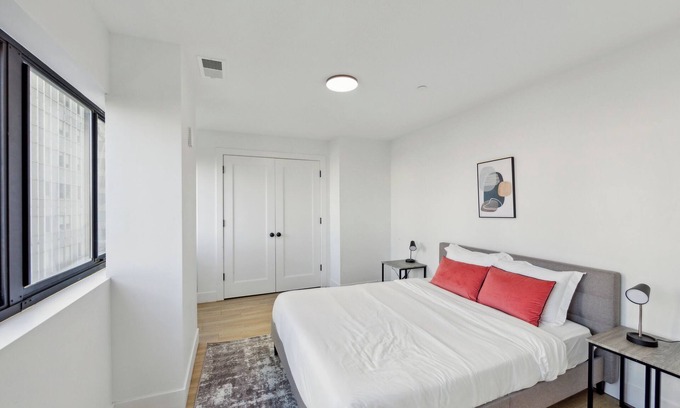 Downtown Wilmington Apartment | Stunning 1Bd/1Bth I New Construction