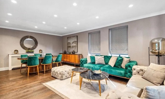 Abingdon Apartment | Stunning 2 bed 2 bath Flat Kensington/Earls Court with swimming pool and gym