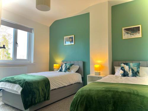 Sheldon House | Stunning 3 Bedroom House Near Birmingham Airport and NEC