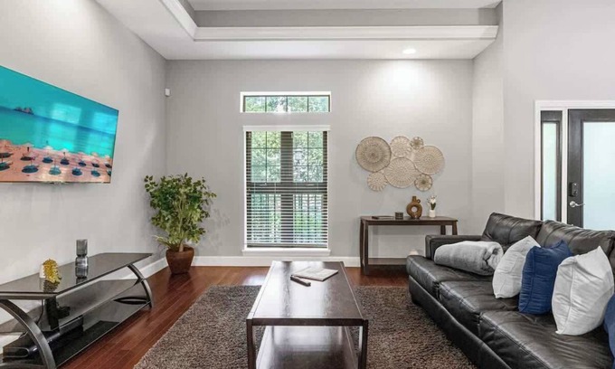 Florida Central Atlantic Coast House | Stunning 4Br, 3.5B Townhome - 1 mile from Disney