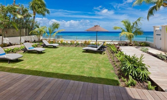 Reeds Bay Villa | Stunning 5 Bedroom Beachfront - One of Barbados's best beaches