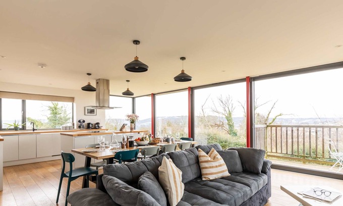 Bath House | Stunning 5 Bedroom Home with Garden & Views