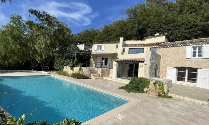 Saint-Paul-de-Vence Villa | Stunning 6 Bedroom Renovated Villa in Saint Paul de Vence
