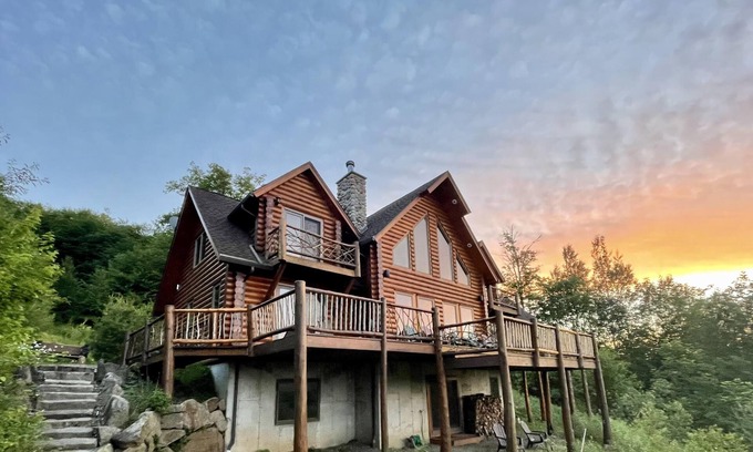 Essex County Cabin | Stunning Adirondack lodge in serene wilderness setting