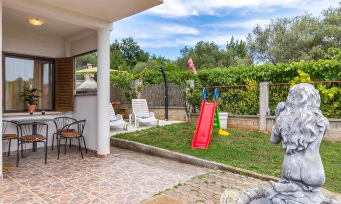 Peruski Apartment | Stunning apartment in Marcana