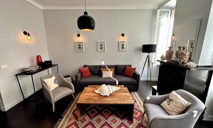 Jean-Medecin Apartment | Stunning apartment in the Gold Square of Nice!