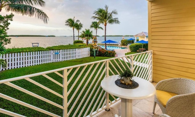 Islamorada Villa | Stunning Bay View Villa in Florida Keys | Beach Getaway w/Scenic Outdoor Pool