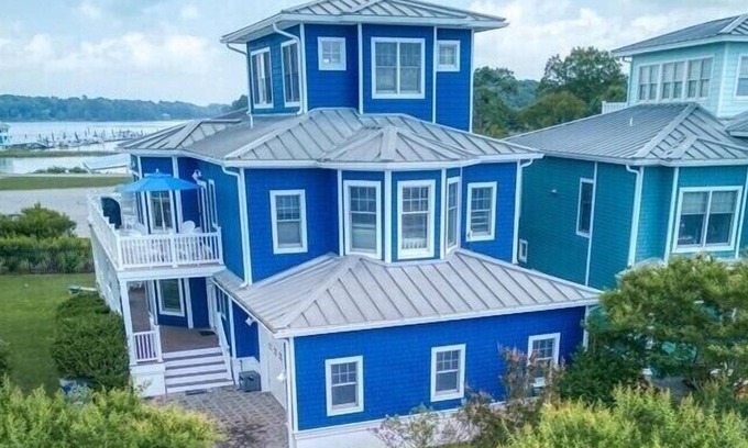 Cape Charles House | Stunning Direct Water Views, Private Beach & Community Pool!