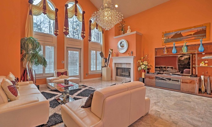 Duluth House | Stunning Duluth Family House w/Fireplace & Patio!