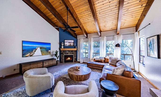 Round Hill Village House | Stunning Home | Hot Tub-Deck-Heavenly | Sleeps 8