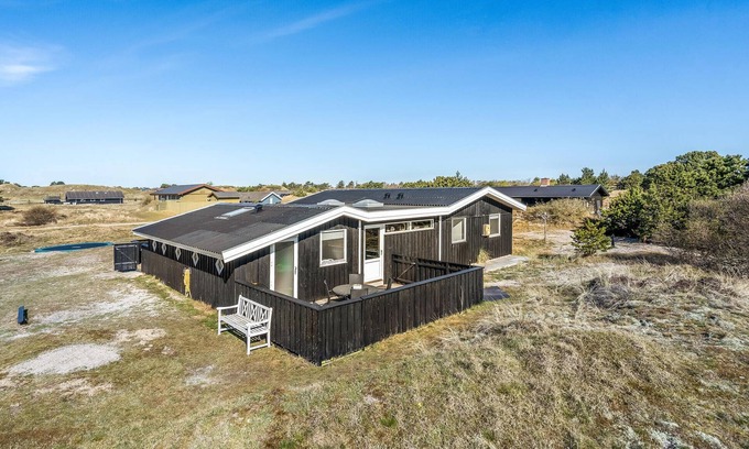 Rindby Strand House | Stunning home in Fanø with WiFi