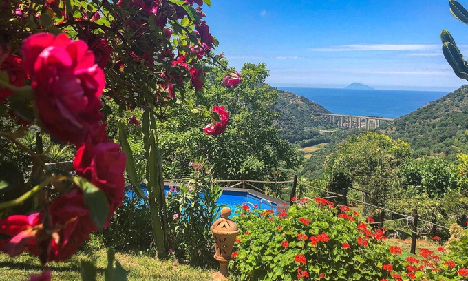 Ficarra House | Stunning home in Ficarra