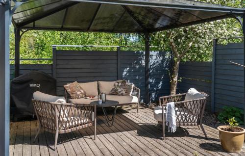 Fynshav House | Stunning Home In Haderslev With Kitchen