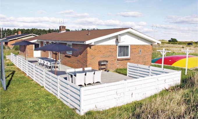 Klegod Strand House | Stunning Home In Ringkøbing With Sauna