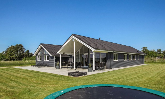 Marup House | Stunning home in Samsø with sauna