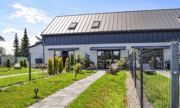 Faszcze House | Stunning home in Stare Sady with WiFi