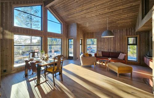 Hjartdal Municipality House | Stunning Home In Tuddal With Kitchen