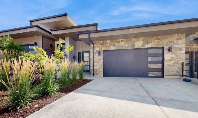 Hideout House | Stunning house w/ski & lake views, private hot tub, private W/D