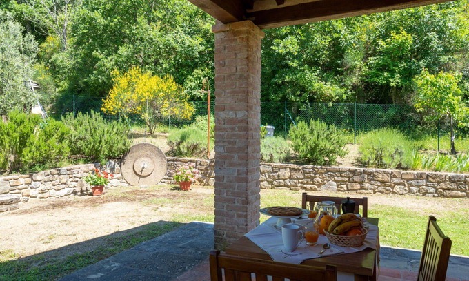 Castiglion Fiorentino House | Stunning private villa for 3 people with private pool, WIFI, TV, terrace and pets allowed