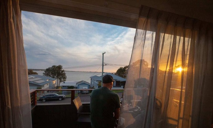 Central Coast Apartment | Stunning Lake Views, Upper Level - Central Coast