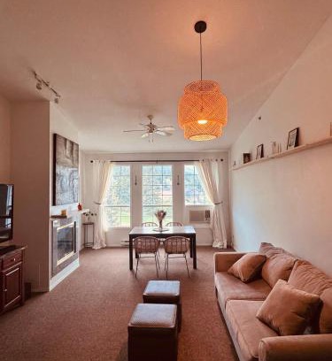 East Kootenay Apartment | Stunning Mountain View