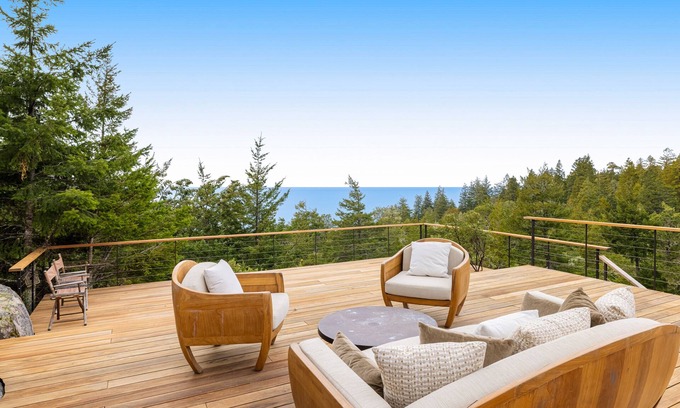 Gualala House | Stunning ocean view home with gourmet kitchen, luxe interior & large deck