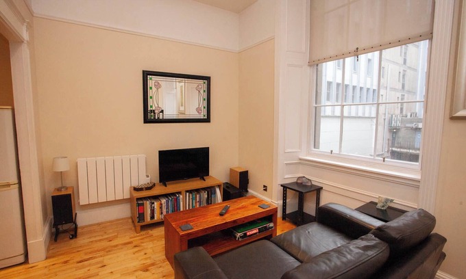 City Centre Glasgow Apartment | Stunning one bed flat in the heart of Glasgow