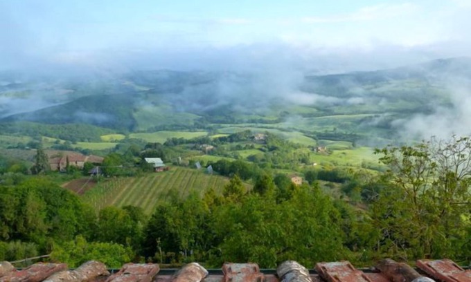 Radicondoli House | Stunning Panoramic Views from Private Luxury Home in Medieval Village Center
