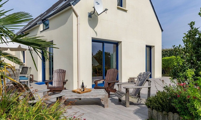 Kerlouan House | Stunning private villa for 6 people with WIFI, TV and terrace
