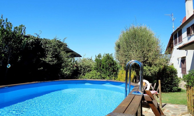 Roccastrada Villa | Stunning private villa for 6 people with pool, WIFI, TV, terrace and pets allowed