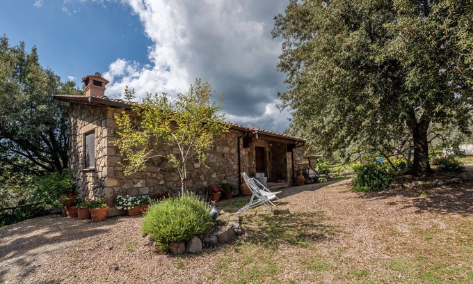 Roccastrada Villa | Stunning private villa with private pool, WIFI, TV, patio, pets allowed and panoramic view