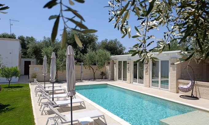 Ostuni Villa | Stunning private villa with private pool, A/C, WIFI, TV, patio and parking, close to Ostuni
