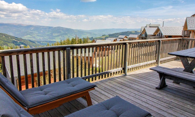 Wolfsberg House | Stunning private villa with hot tub, WIFI, TV, terrace, pets allowed and panoramic view