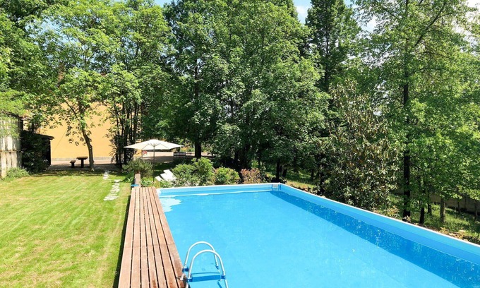 Ferrere House | Stunning private villa for 12 guests with private pool, WIFI, TV, terrace and pets allowed