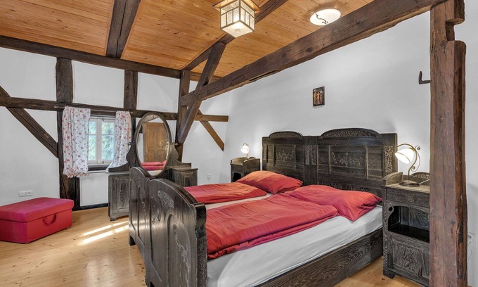 Hrensko House | Stunning private villa for 10 guests with WIFI, TV, terrace and panoramic view