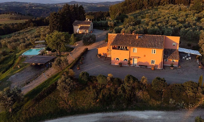 Montelupo Fiorentino Villa | Stunning private villa with private pool, A/C, WIFI, TV, patio, panoramic view and parking