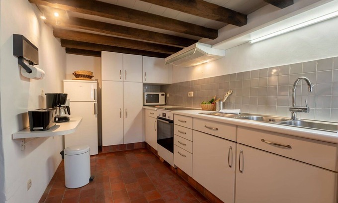 Klemskerke House | Stunning private villa for 12 guests with WIFI, TV, terrace, pets allowed and parking