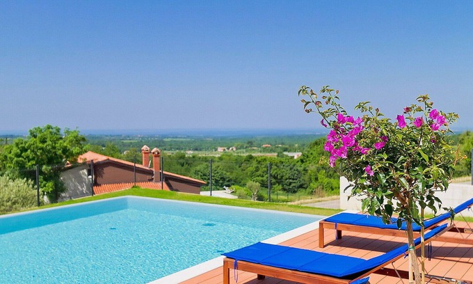 Farini Villa | Stunning private villa for 8 guests with private pool, WIFI, A/C, TV, patio and panoramic view