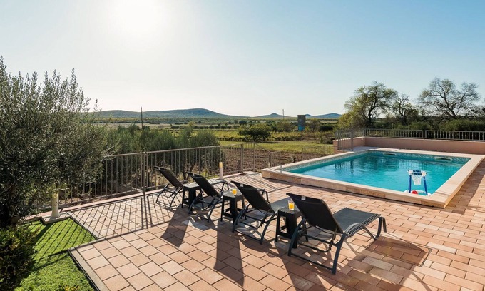 Stankovci House | Stunning private villa for 8 guests with A/C, private pool, WIFI, TV, terrace and parking